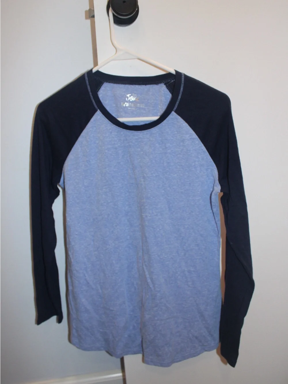 Justice Girls Size 18/20 Raglan Long Sleeve Shirt Blue/Navy NWOT